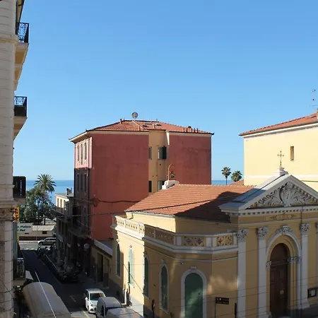 Da Mariella Vacanze Con Terrazzo * Sanremo