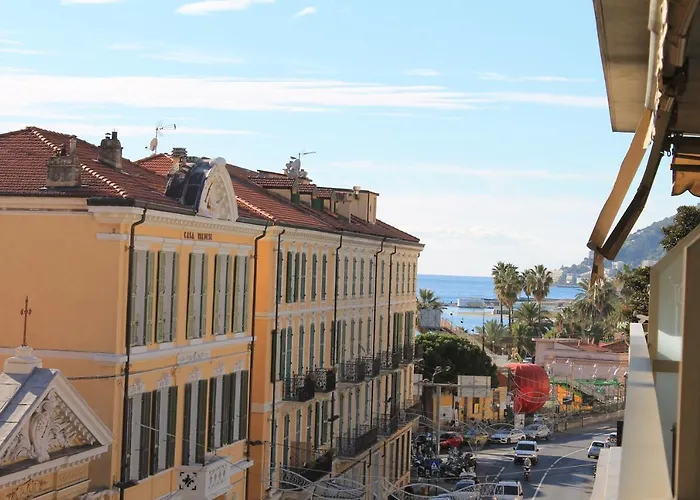 Da Mariella Vacanze Con Terrazzo * San Remo