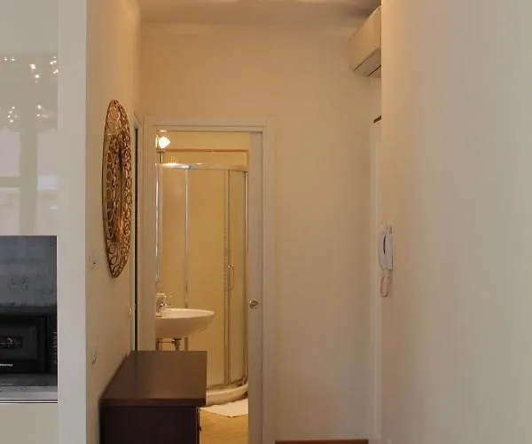 Da Mariella Vacanze Con Terrazzo * San Remo